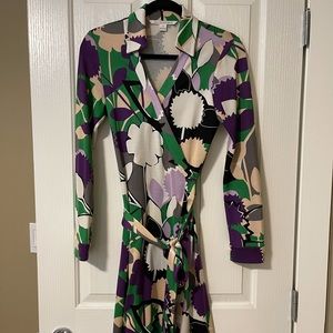 DVF New Jeanne Two Wrap Dress size 10